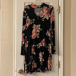 Boutique dress to wear with boots and leggings. So comfortable and striking.